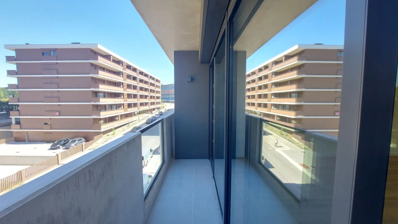 Apartamento T0 para Venda em Oliveira do Douro Foto 20