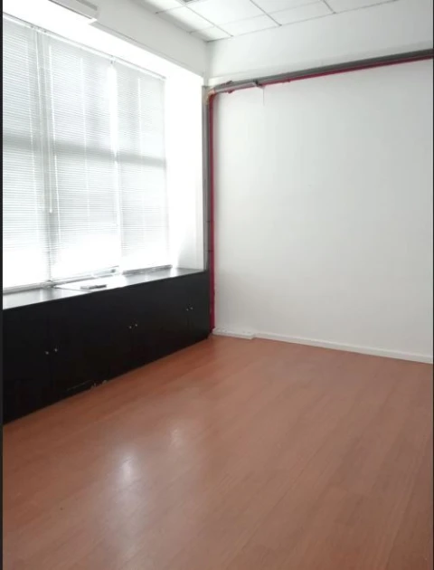 Armazém para Arrendamento em Paranhos