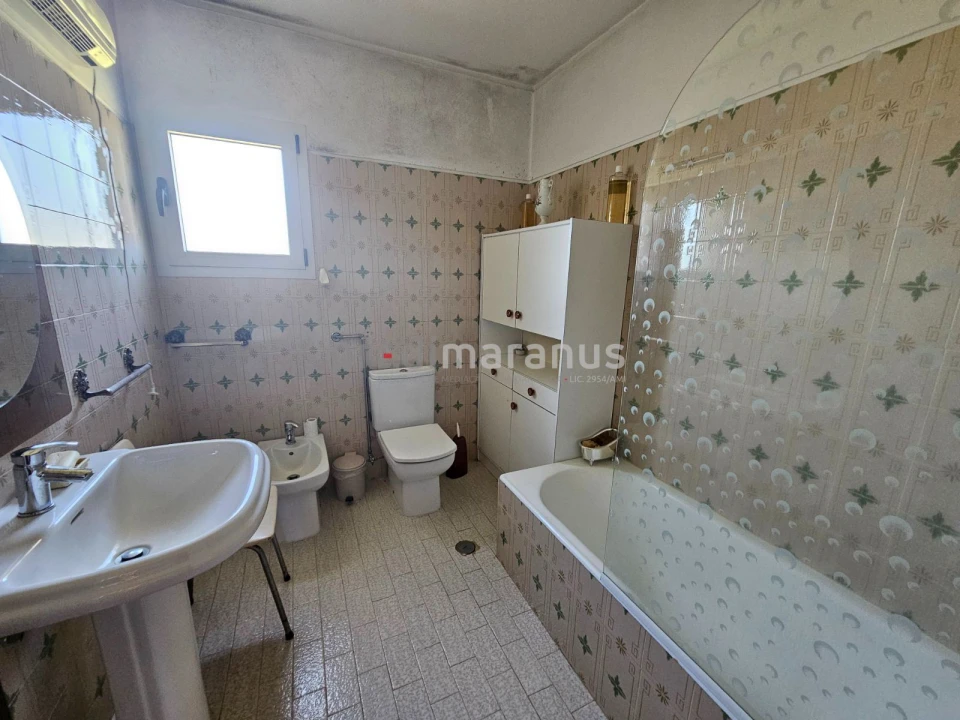 Moradia T4 para Venda em Fridão Foto 8