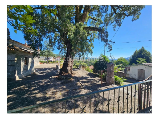 Moradia T4 para Venda em Fridão Foto 18