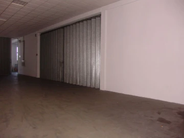 Armazém para Arrendamento em Paranhos