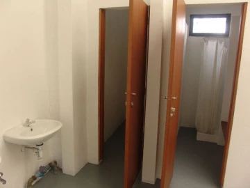 Armazém para Arrendamento em Paranhos