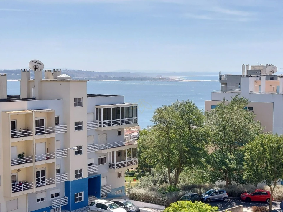 Apartamento T2 para Arrendamento em Oeiras e São Julião da Barra, Paço de Arcos e Caxias Foto 1