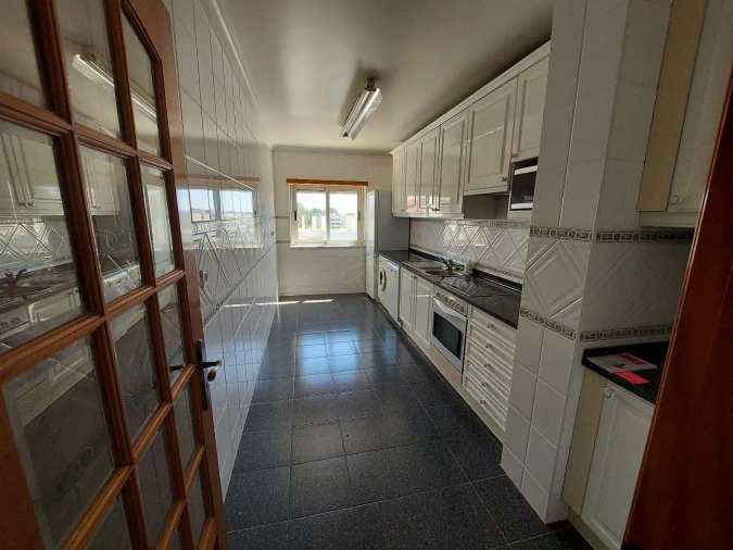 Apartamento T2 para Arrendamento em Oeiras e São Julião da Barra, Paço de Arcos e Caxias Foto 8