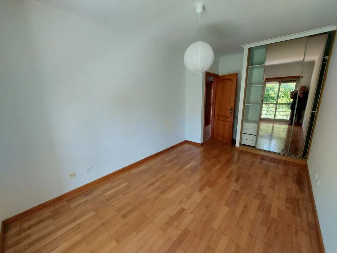 Apartamento T2 para Arrendamento em Oeiras e São Julião da Barra, Paço de Arcos e Caxias Foto 15