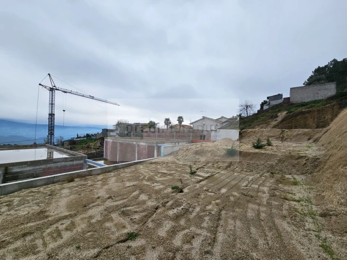 Moradia T3 para Venda em Vila Caiz Foto 11