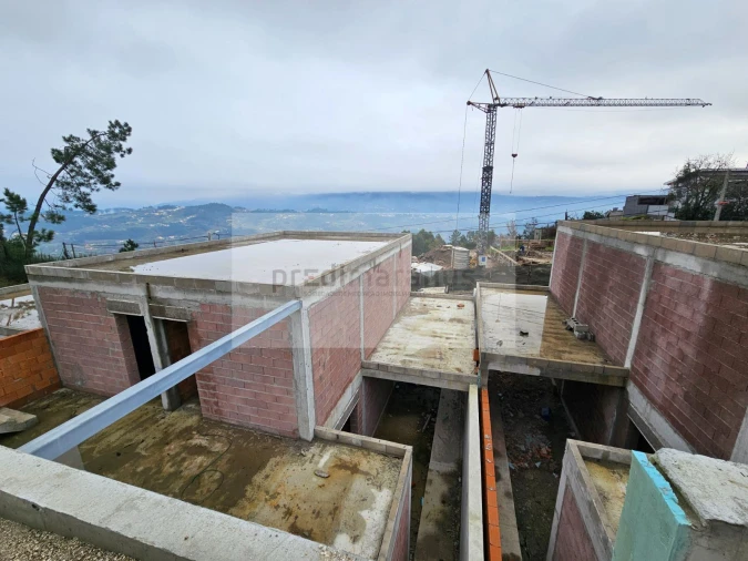 Moradia T3 para Venda em Vila Caiz Foto 12