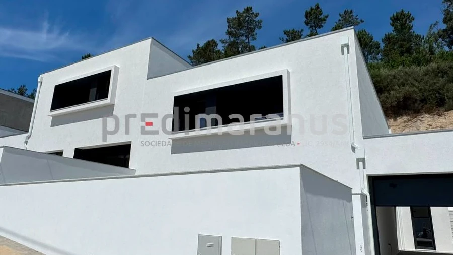 Moradia T3 para Venda em Vila Caiz