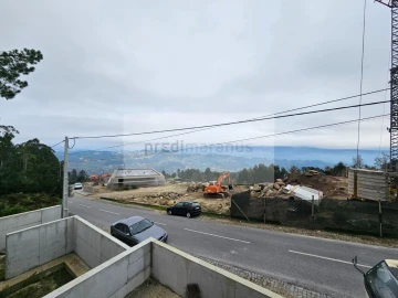 Moradia T3 para Venda em Vila Caiz