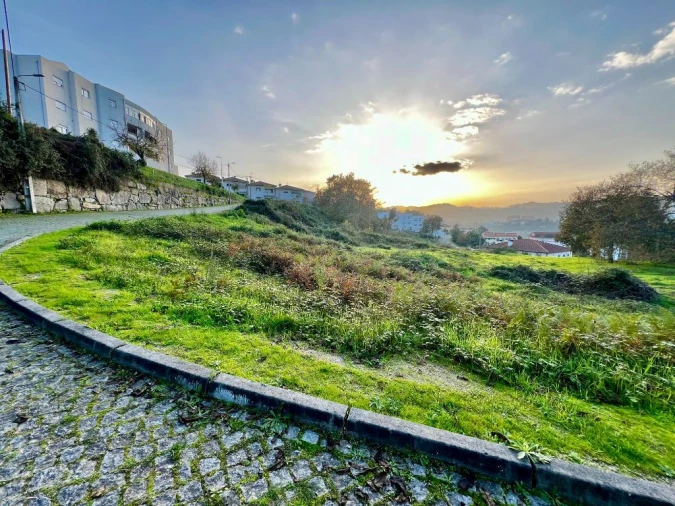 Terreno para Venda em Amarante (São Gonçalo), Madalena, Cepelos e Gatão Foto 4