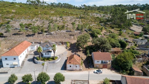 Moradia T2 para Venda em Alqueidão da Serra