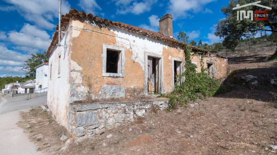 Moradia T2 para Venda em Alqueidão da Serra