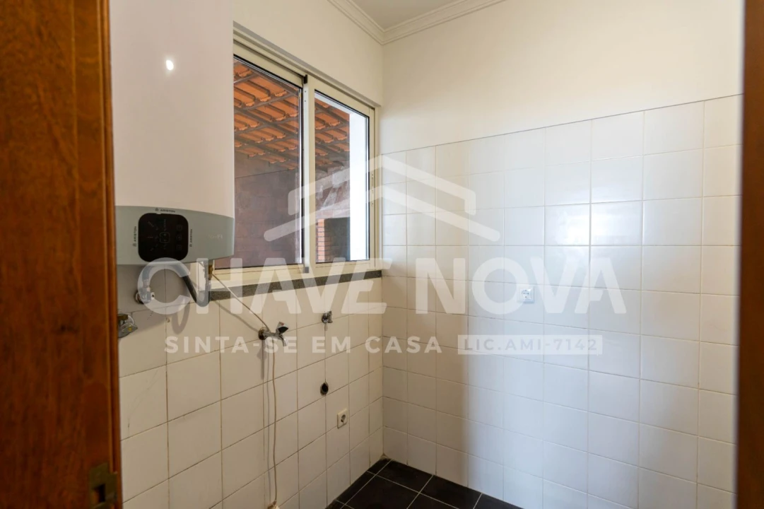 Moradia T3 para Venda em Funchal (Santa Maria Maior) Foto 8