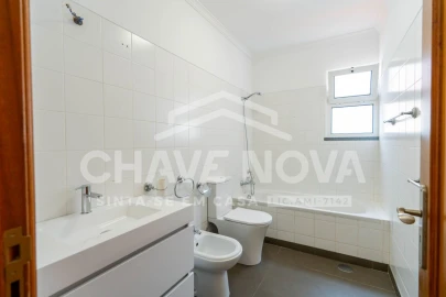 Moradia T3 para Venda em Funchal (Santa Maria Maior)