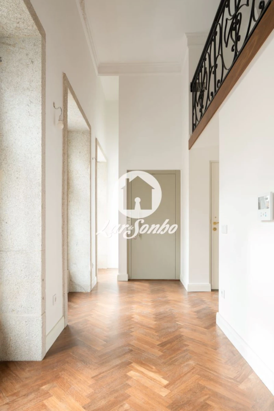 Apartamento T1 para Venda em Cedofeita, Santo Ildefonso, Sé, Miragaia, São Nicolau e Vitória Foto 2