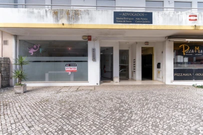 Loja para Venda em Marinha Grande