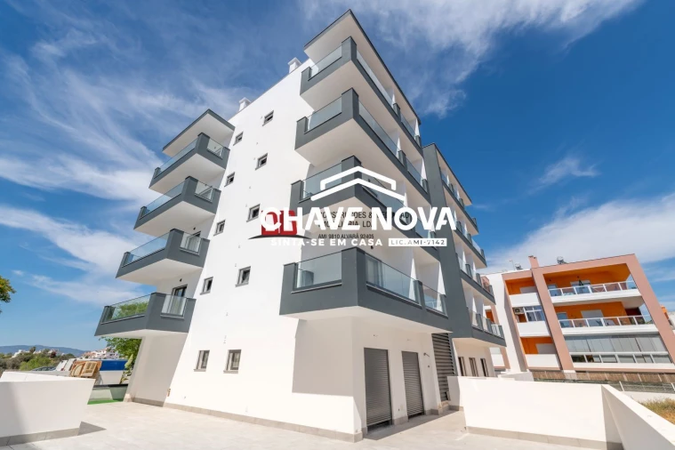 Apartamento T2 para Venda em Portimão Foto 2