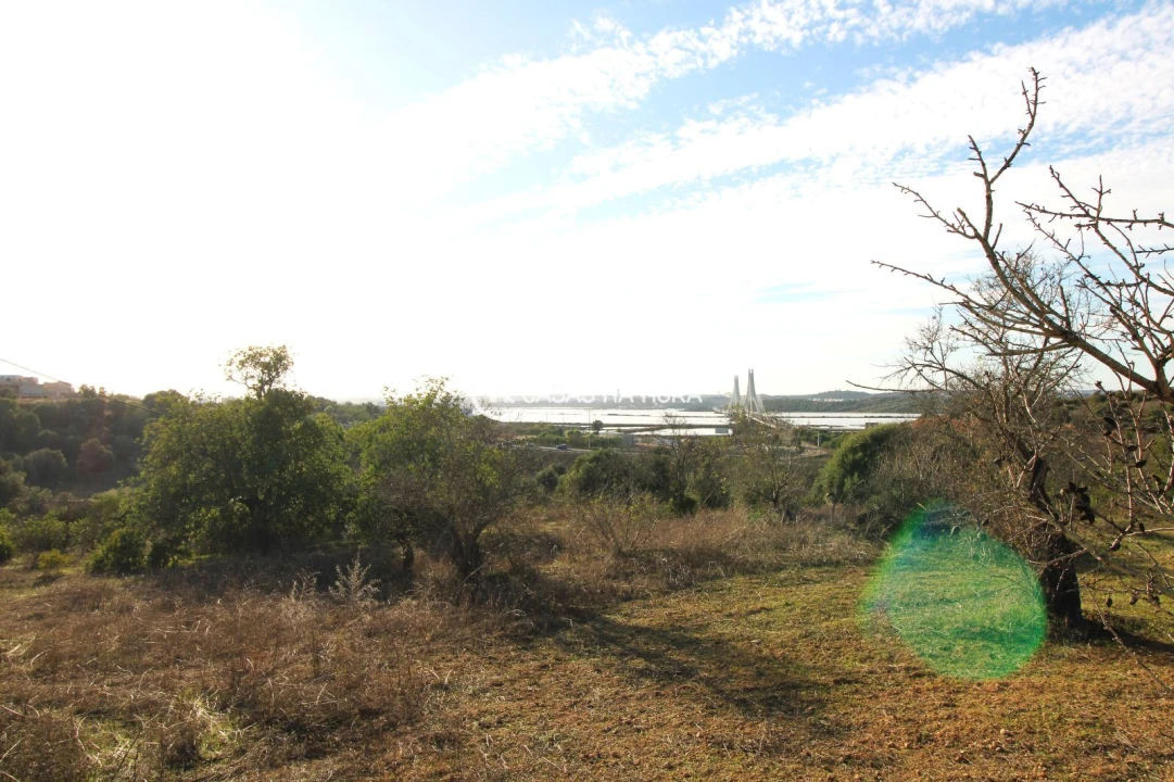 Quinta T1 para Venda em Estômbar e Parchal Foto 1