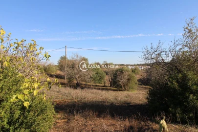 Quinta T1 para Venda em Estômbar e Parchal