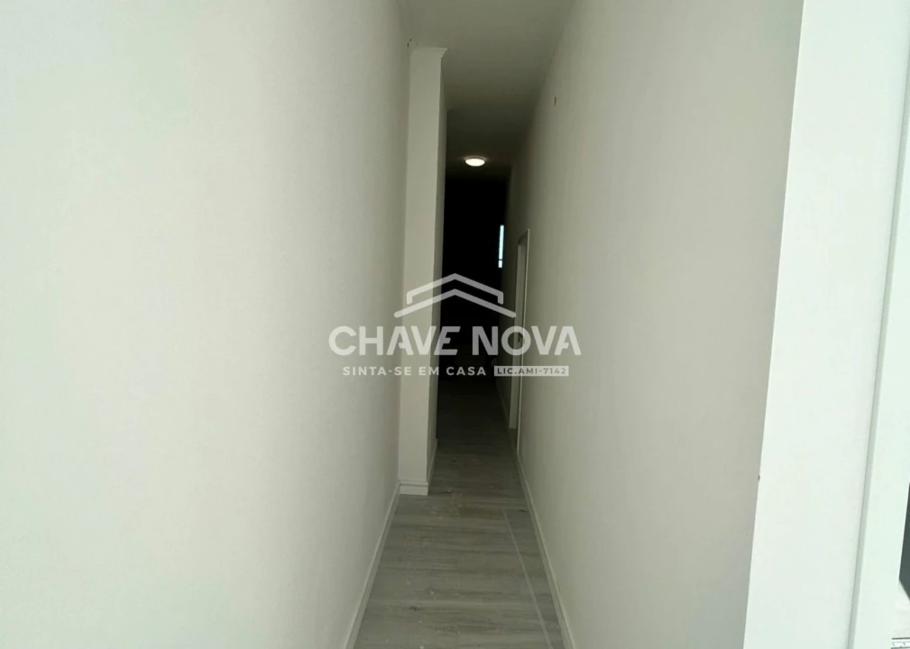 Loja para Venda em Alto do Seixalinho, Santo André e Verderena Foto 4