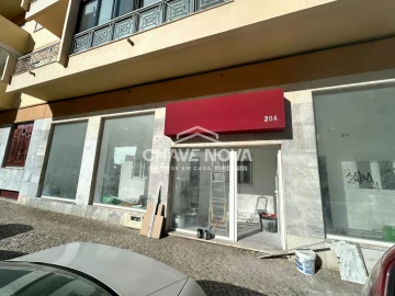 Loja para Venda em Alto do Seixalinho, Santo André e Verderena