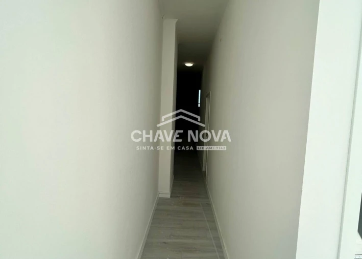 Loja para Venda em Alto do Seixalinho, Santo André e Verderena Foto 4