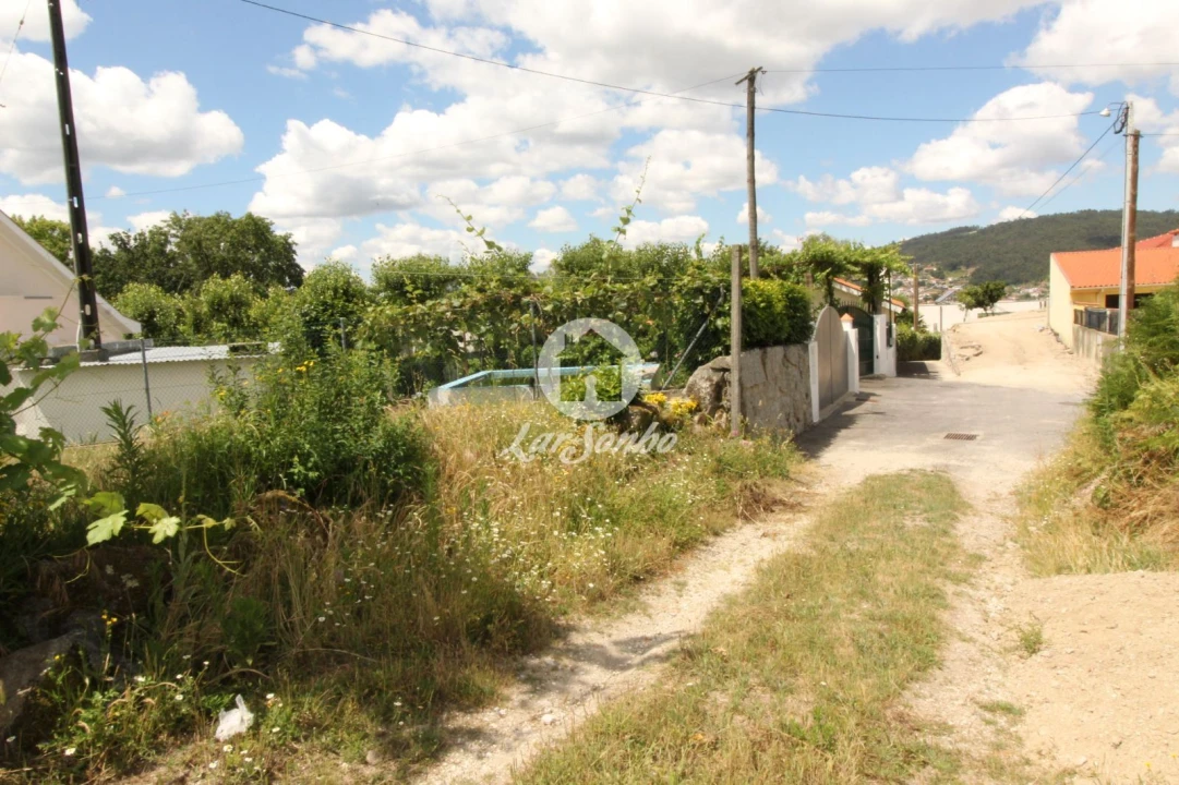 Terreno para Venda em Fornelos Foto 7