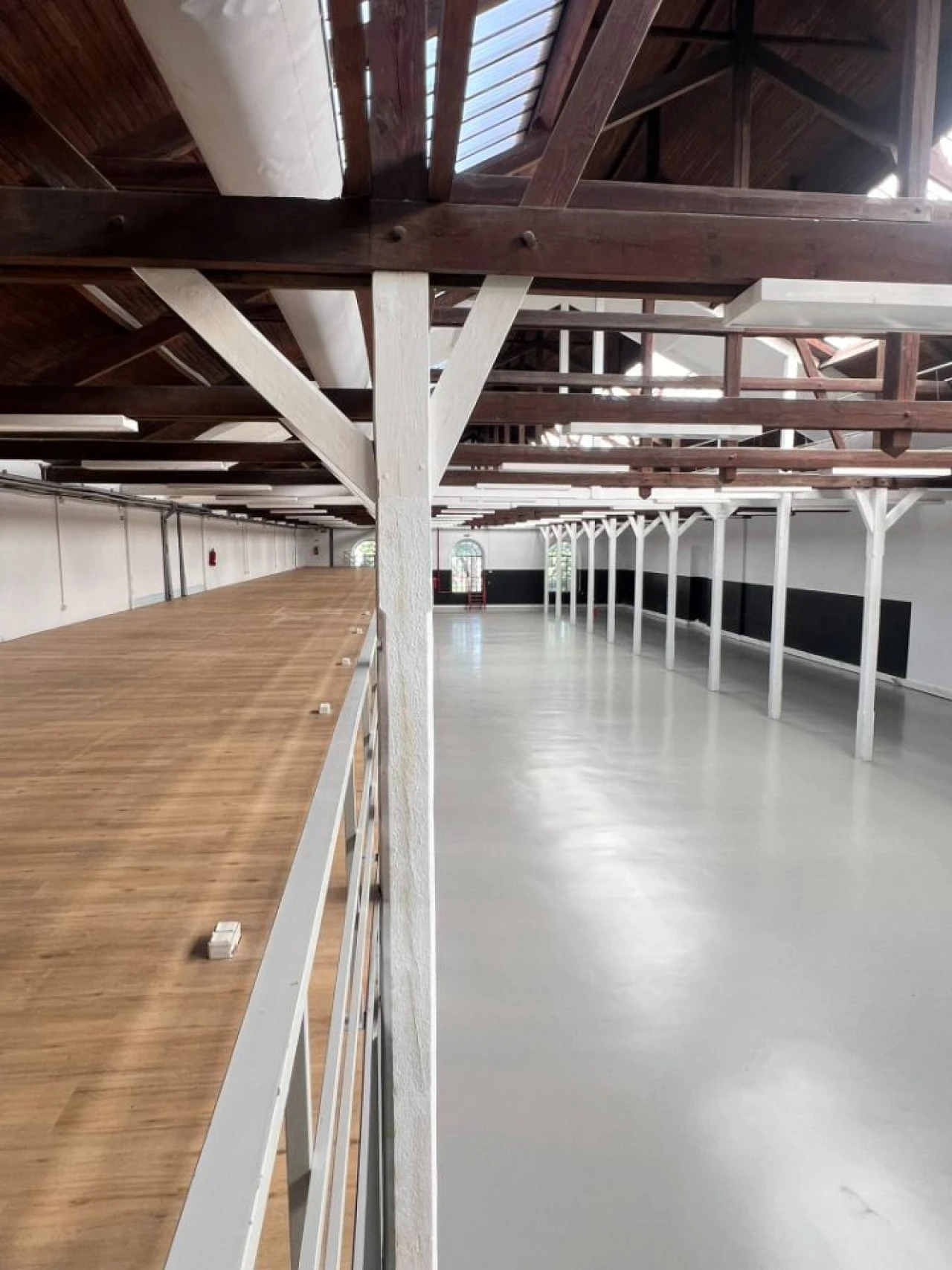 Armazém para Arrendamento em Paranhos Foto 1