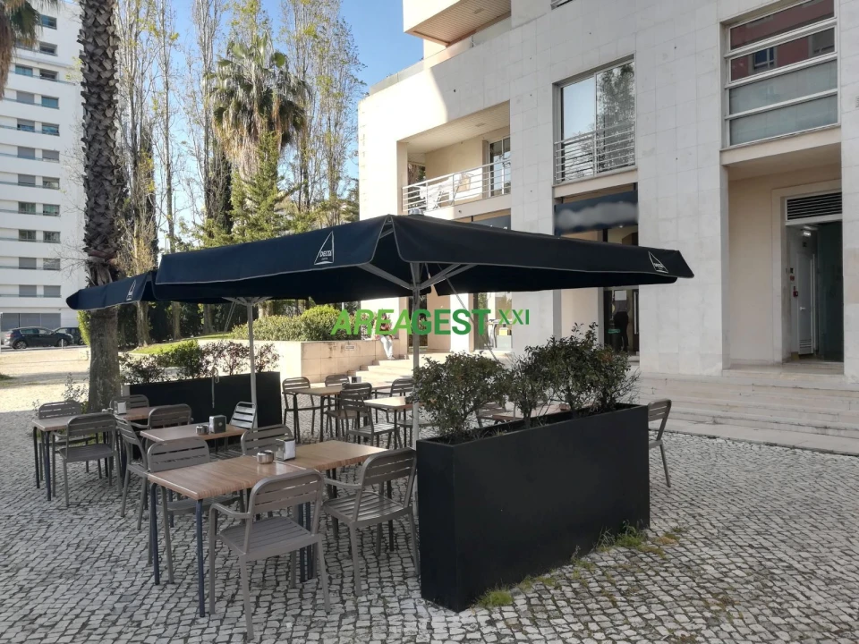 Loja para Trespasse em Lumiar Foto 12