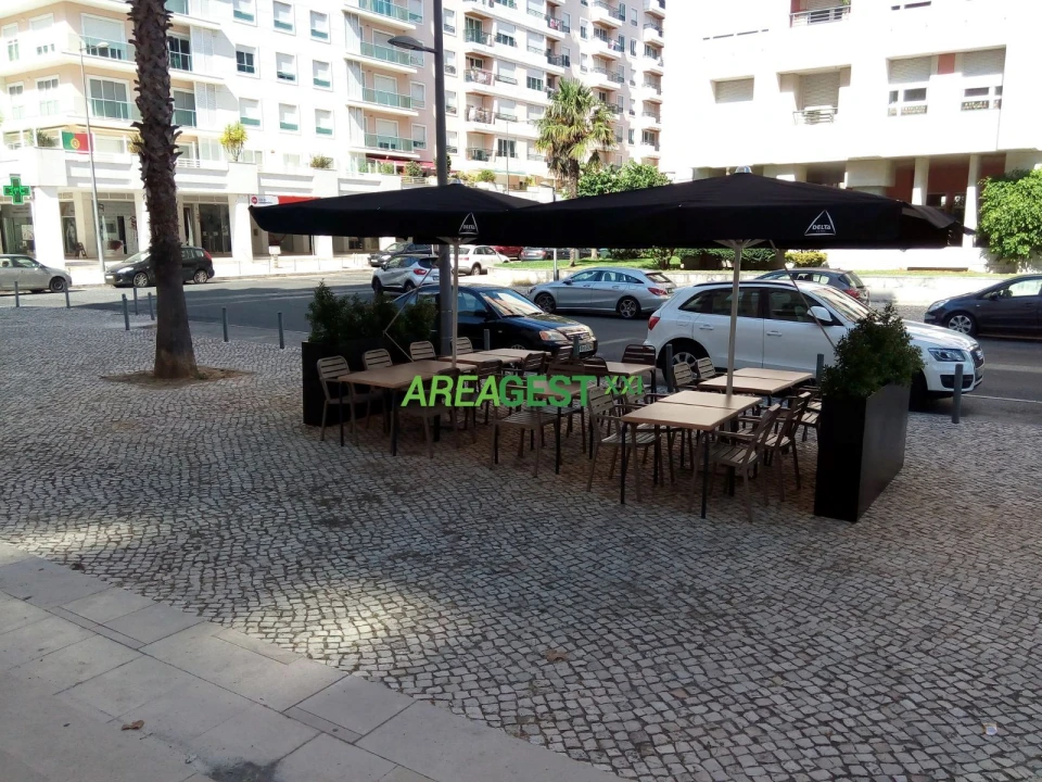 Loja para Trespasse em Lumiar Foto 14