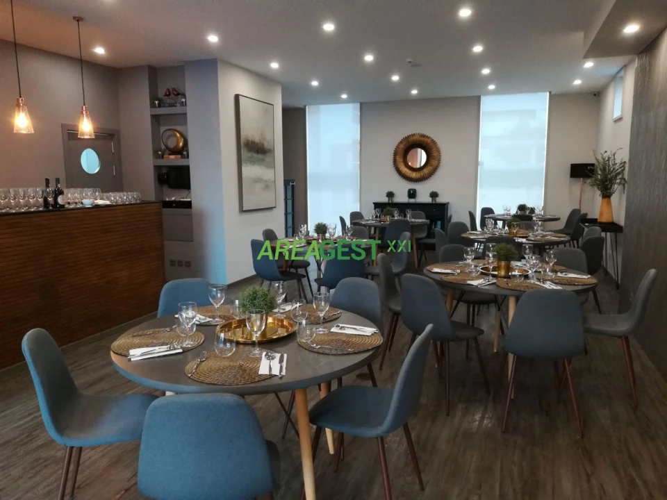 Loja para Trespasse em Lumiar Foto 9