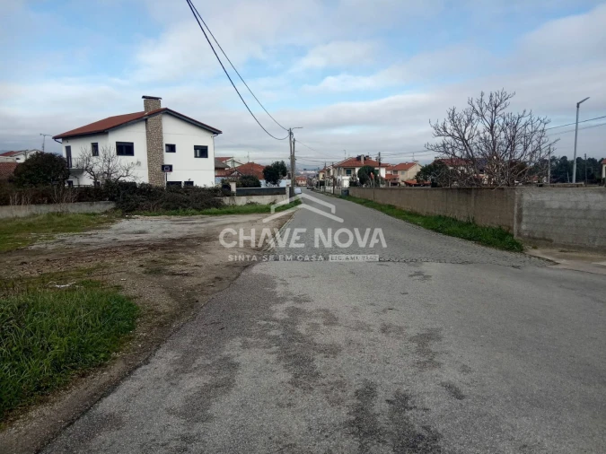 Terreno P/ Prédio para Venda em Vilar de Nantes Foto 3