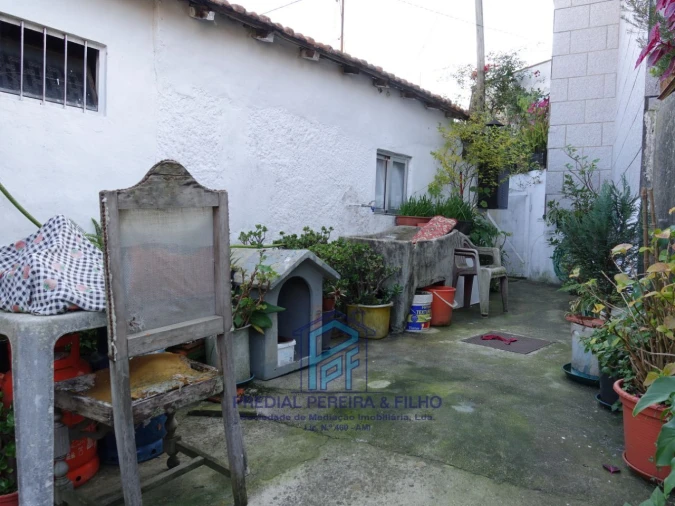 Moradia T1 para Venda em Baguim do Monte (Rio Tinto) Foto 4