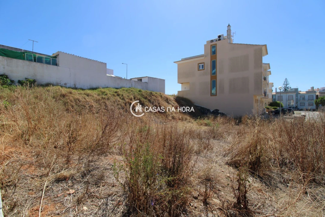 Terreno P/ Prédio para Venda em Estômbar e Parchal Foto 4