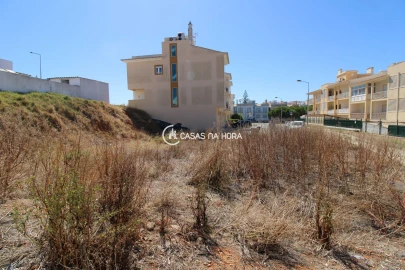 Terreno P/ Prédio para Venda em Estômbar e Parchal