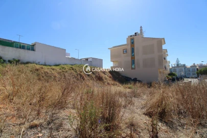 Terreno P/ Prédio para Venda em Estômbar e Parchal