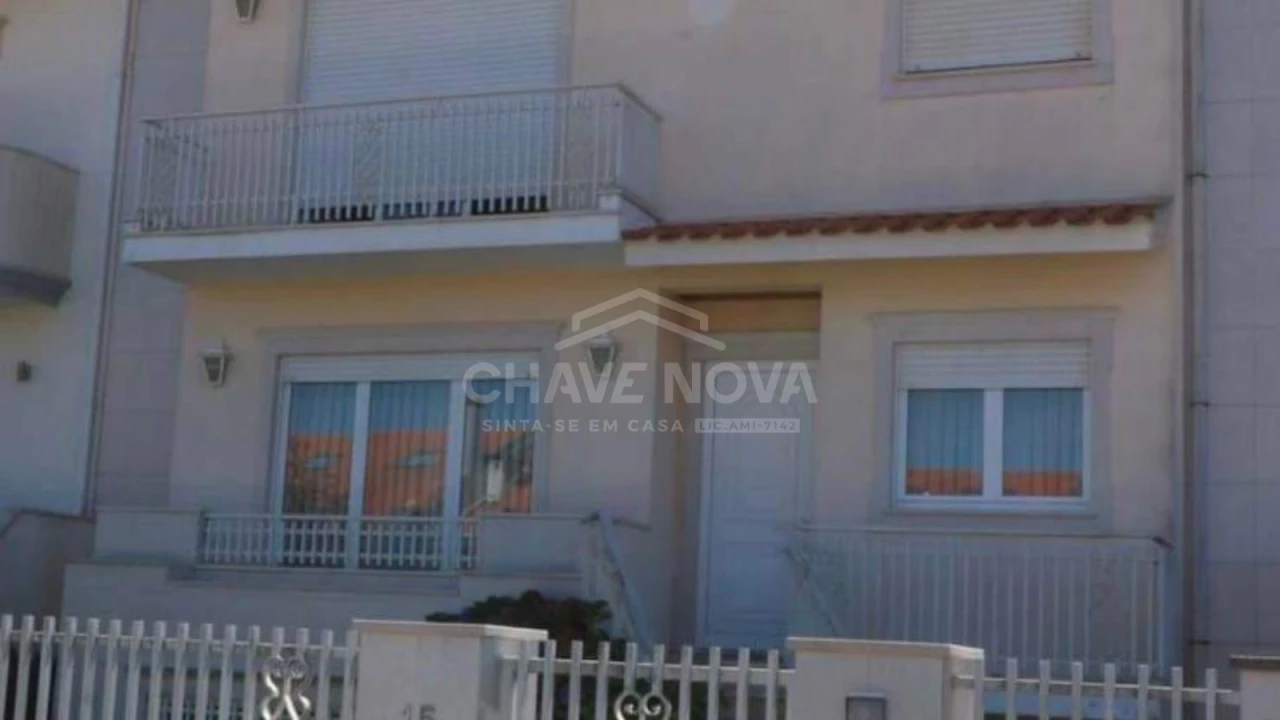 Moradia T4 para Venda em Glória e Vera Cruz Foto 13