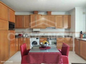 Moradia T4 para Venda em Glória e Vera Cruz