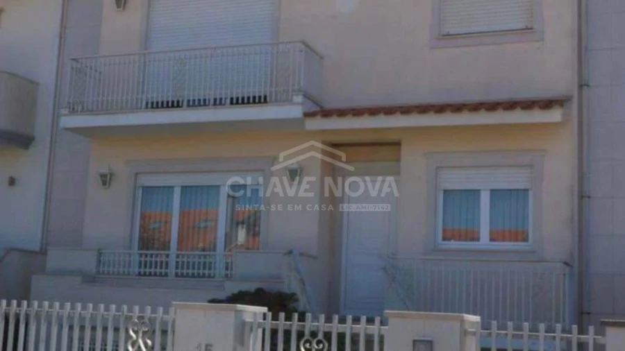 Moradia T4 para Venda em Glória e Vera Cruz Foto 13