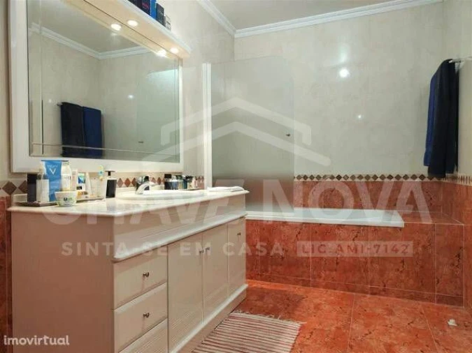 Moradia T4 para Venda em Glória e Vera Cruz Foto 8