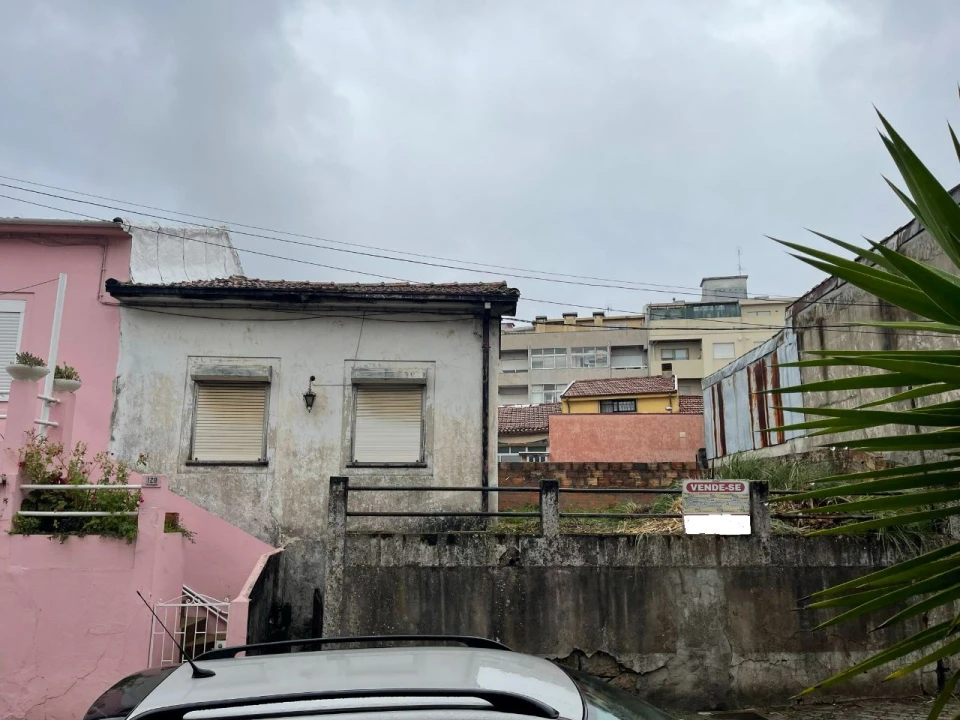 Moradia T1 para Venda em Rio Tinto Foto 3