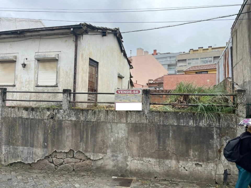 Moradia T1 para Venda em Rio Tinto Foto 4