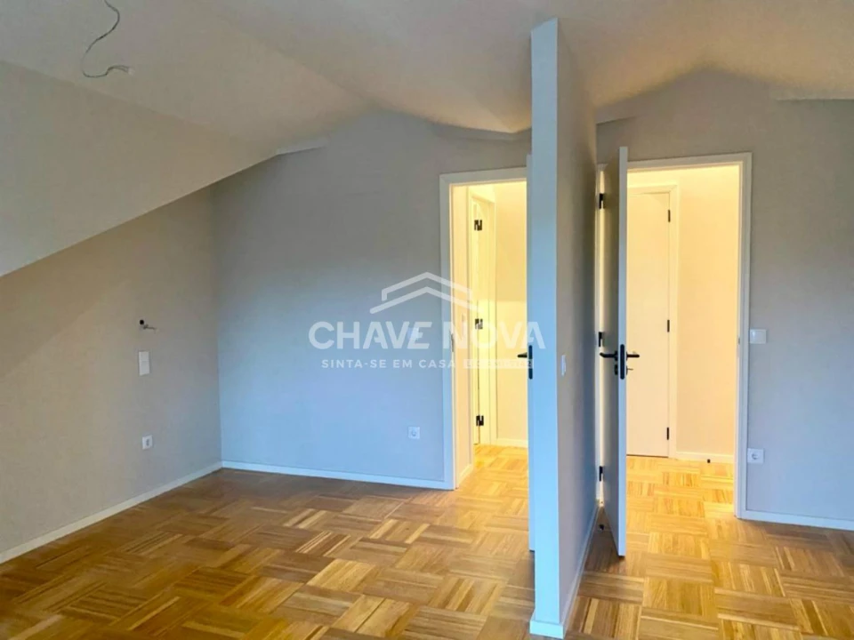 Apartamento T1 para Arrendamento em Cedofeita, Santo Ildefonso, Sé, Miragaia, São Nicolau e Vitória Foto 17