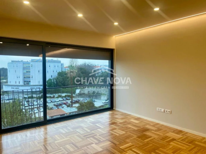 Apartamento T1 para Arrendamento em Cedofeita, Santo Ildefonso, Sé, Miragaia, São Nicolau e Vitória Foto 19