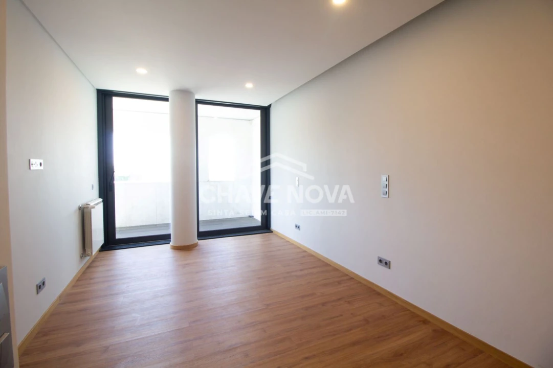 Apartamento T4 para Venda em Cedofeita, Santo Ildefonso, Sé, Miragaia, São Nicolau e Vitória Foto 11