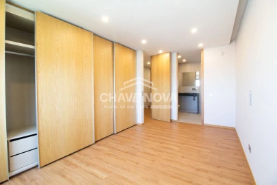 Apartamento T4 para Venda em Cedofeita, Santo Ildefonso, Sé, Miragaia, São Nicolau e Vitória