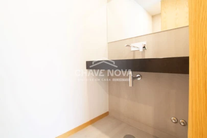 Apartamento T4 para Venda em Cedofeita, Santo Ildefonso, Sé, Miragaia, São Nicolau e Vitória