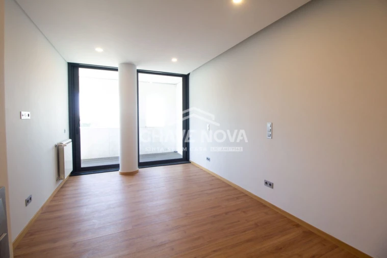 Apartamento T4 para Venda em Cedofeita, Santo Ildefonso, Sé, Miragaia, São Nicolau e Vitória Foto 11