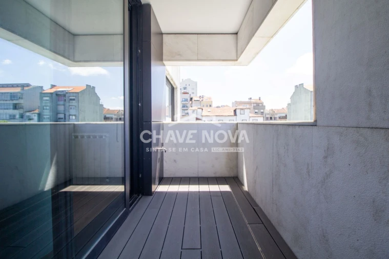 Apartamento T4 para Venda em Cedofeita, Santo Ildefonso, Sé, Miragaia, São Nicolau e Vitória Foto 14
