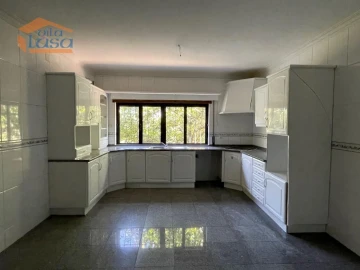 Moradia T4 para Venda em Mangualde, Mesquitela e Cunha Alta